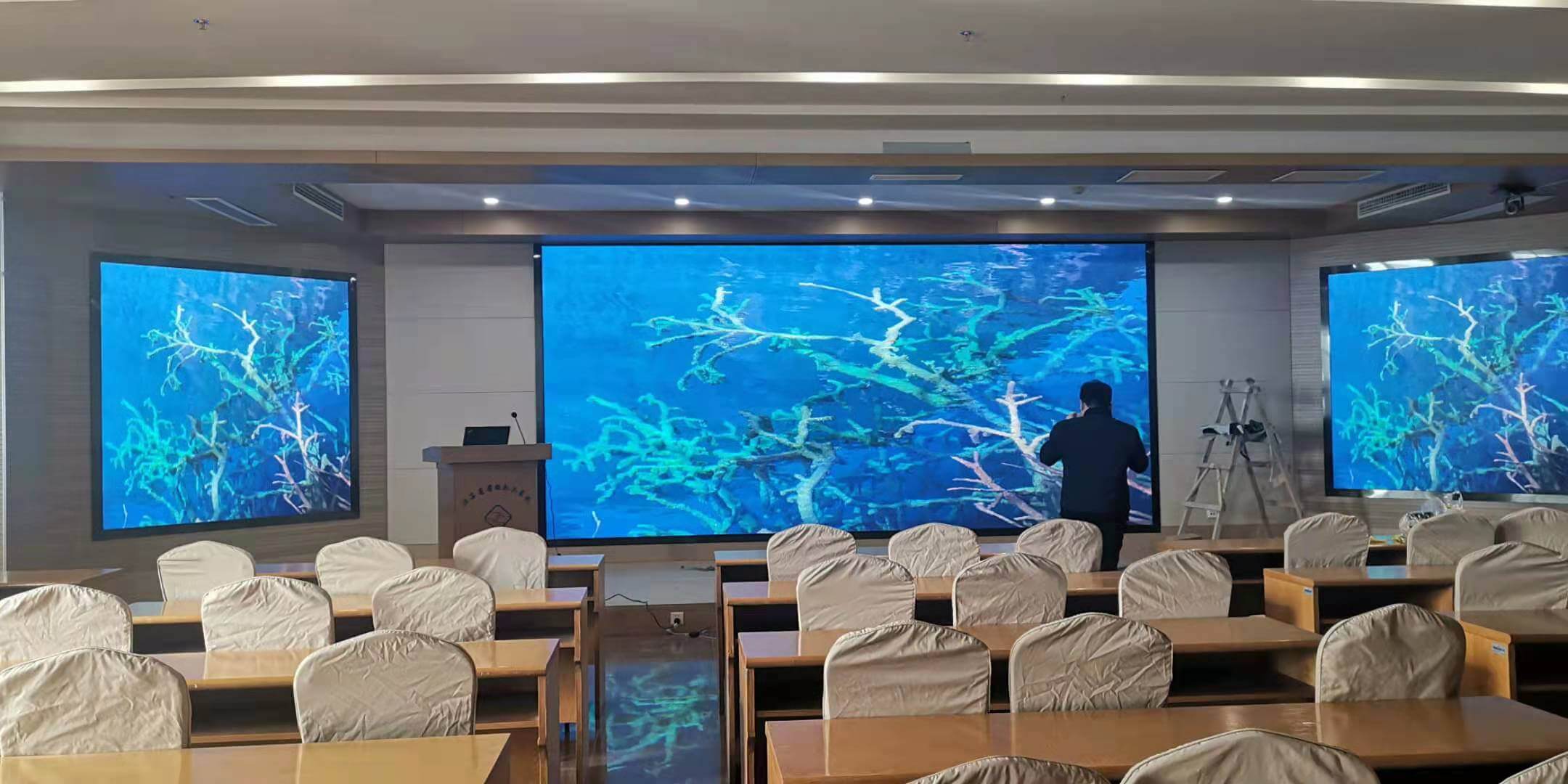 江蘇省省級機(jī)關(guān)醫(yī)院 R1.8顯示屏項(xiàng)目